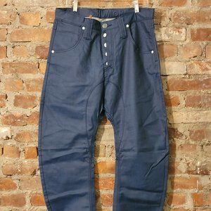 VTG HUMOR SANTIAGO COATED BLUE BOW ENGENDERED DROP CROTCH CARROT JEANS 34 LEVI'S